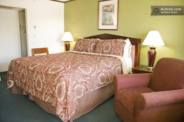 Holiday Motel - Fresno Kültér fotó